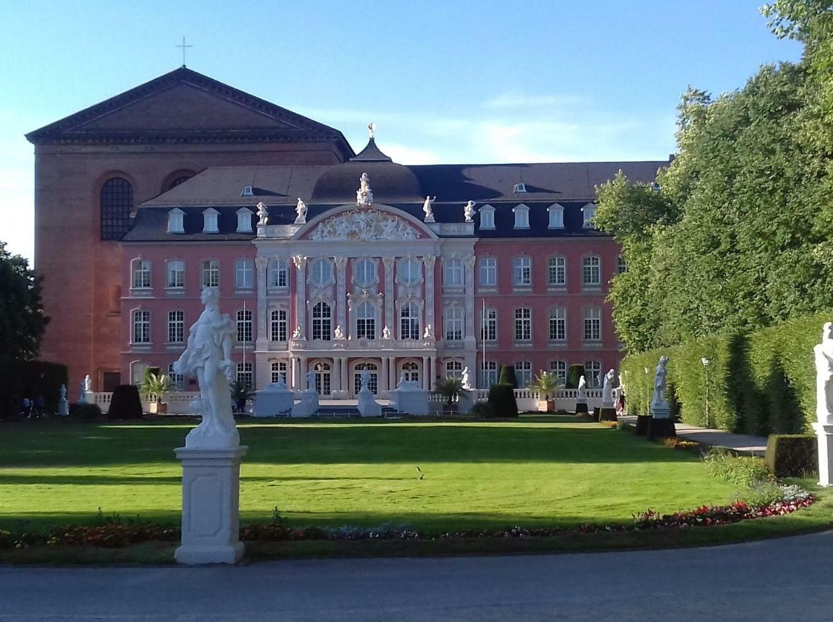 Fewosa Trier-Tarforst Exteriör bild